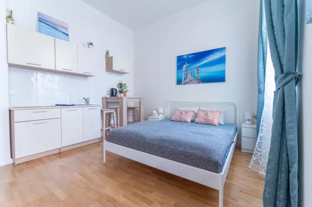 Favorite Apartment In The Center Of Prague 1 Екстериор снимка